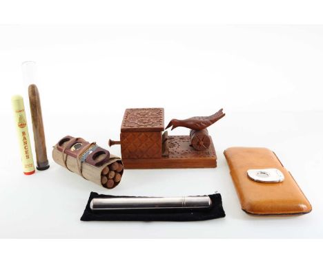COLLECTION OF CIGARS AND CIGAR PARAPHERNALIA INCLUDING BANCES CORONA DE LUXE  10 cigars in total:Cristales GuantanameraHabano