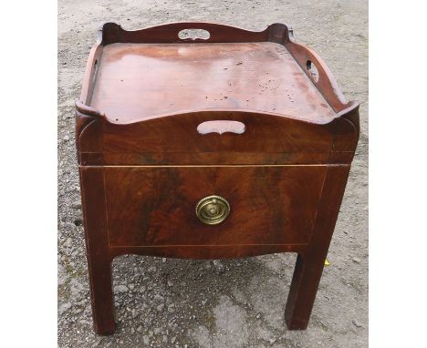 A 19th century mahogany tray top commode, 19ins x 19ins, height 22ins