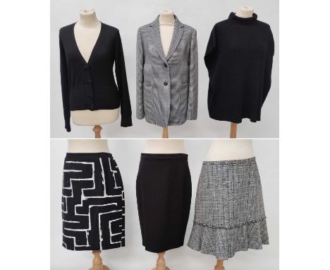 MaxMara Studio Black White Cotton Wool Mix Skirt, with fringed detail and flared hem below (size 12) with tags,MaxMara Weeken