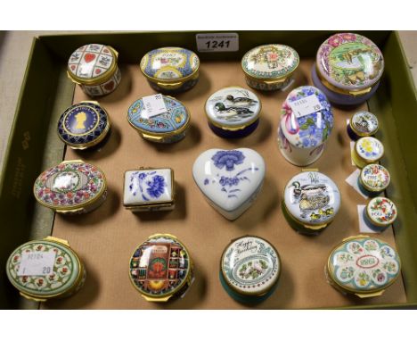 Halcyon Days enamel boxes - year boxes for 1988, 1982, 1990, 1992, 1995, Christmas, others similar (20)