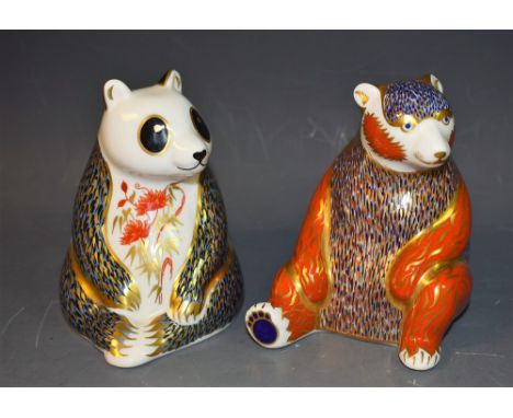 A Royal Crown Derby Paperweight, Honey Bear, gold stopper, boxed; another, Panda, gold stopper, boxed (2)