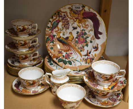 A Royal Crown Derby Olde Avesbury part dinner/tea service, comprising six dinner plates, six side plates, six cups and saucer