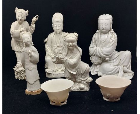 A group of 5 Chinese Dehua type porcelain figures late Qing Period / Republic period, depicting mythological and historical f