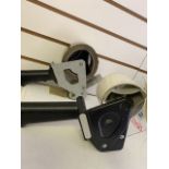 Lot de (2) Fusils TAPE gun