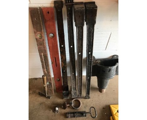 Architectural Salvage items: to include very large original hinges, drain hopper, wrought iron gate furniture etc