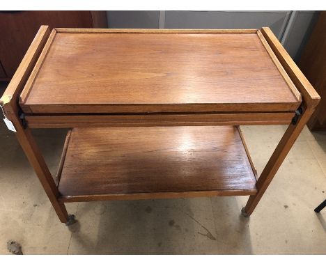 Mid-century drinks trolley with expanding top shelf