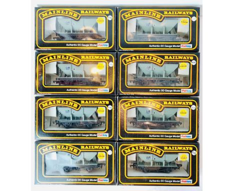 Mainline Railways OO Gauge 37422 8x BR Hopper Wagons with Sand Loads All Mint Boxed