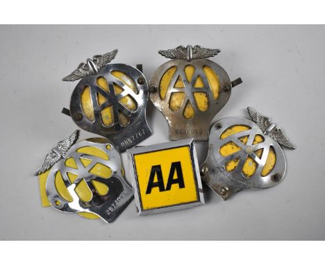 A Collection of Four Vintage Chrome and Yellow AA Badges together with a Single Later Example 