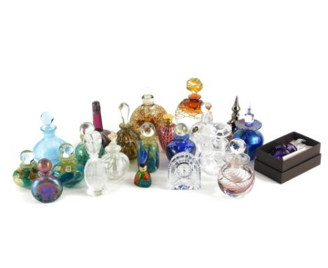 Various Mdina and other studio glass perfume bottles, etc., to include one in white floral and bird pattern with turned stopp