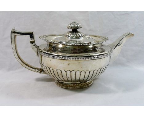 A George III Irish silver teapot, Dublin 1813, by James Le Bas, retailed by Alderman West, 28cm across, 23.25ozt, 723.4g  gro