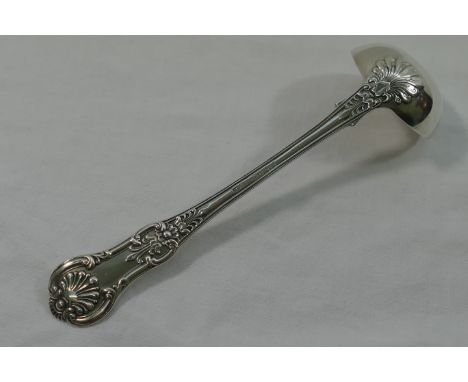 A William IV Scottish silver Queens pattern toddy ladle, Glasgow 1833, 17cm long, 1.78ozt, 55g CONDITION REPORT: If you requi