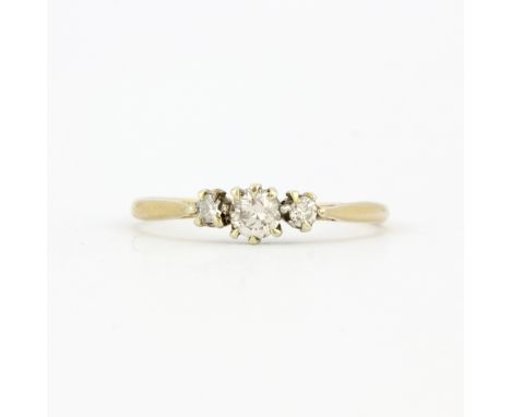 An 18ct yellow gold ring set with brilliant cut diamonds, (R.5).