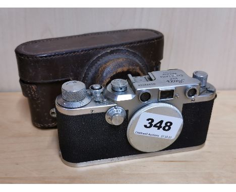 A Leica no. 478557 camera body.