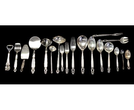 Georg Jensen: A mid 20th Century 925 sterling silver Acorn pattern flatware service, the majority stamped to reverse handles 