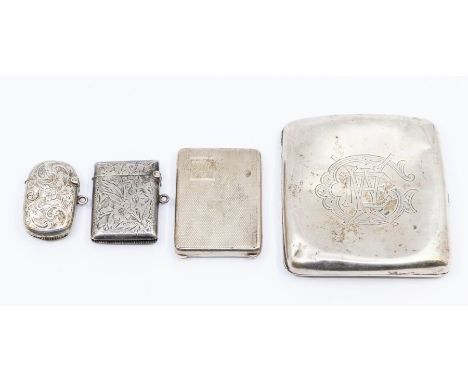 A collection of silver to include: A George V silver cigarette case, cover engraved with a monogram, hallmarked RB, Birmingha