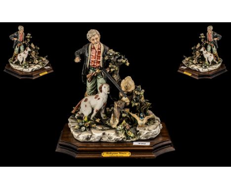 Capodimonte Porcelain Group of a Hunter with His Dog, Mounted on a Wooden Base, Collezione - Veneer ' Porcellane. D'Arte. Ove