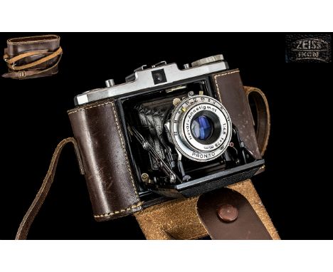 Zeiss Ikon - Nettar Folding Compact Camera with Anastigmat Lens Prontor Pop up View Finder. In Original Brown Leather Camera 