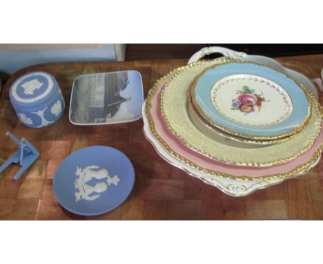 Tray of assorted china to include Royal Doulton Royal Crown Derby plates, Coalport two handled dish, Wedgwood blue and white 