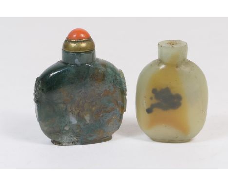 Chinese blue moss agate snuff bottle, carved with lion's mask and ring handles (repaired), 7cm; also an agate snuff bottle, 7