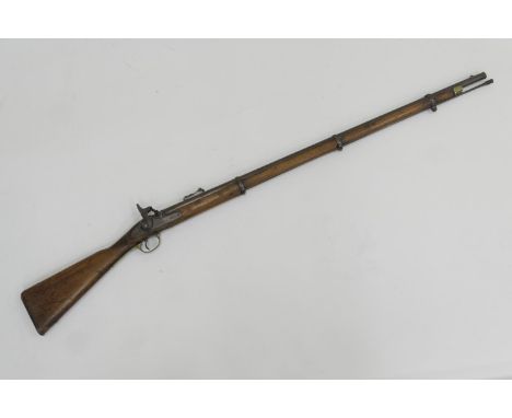 Victorian Enfield 1853 pattern .577 muzzling loading percussion rifle musket, 38 1/2'' barrel with ladder foresight, ramrod, 