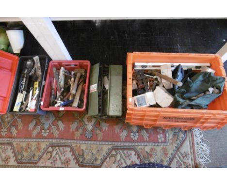 LARGE QTY OF PLUMBING AND PIPE FITTING TOOLS
