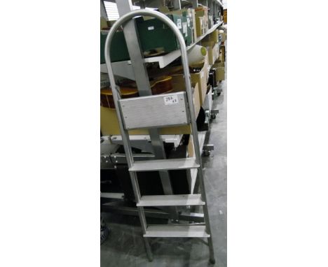 Brass and metal spark guard&nbsp;and an aluminium folding ladder&nbsp;(2)&nbsp;