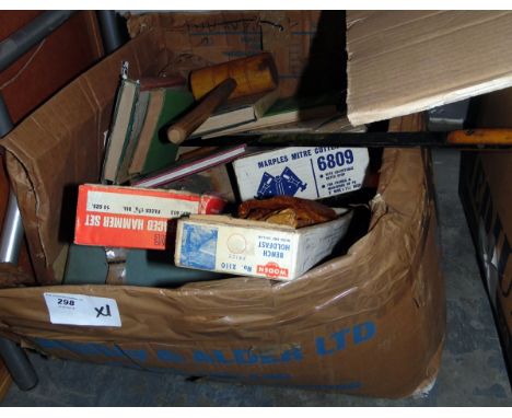 Small quantity of books, tools, etc&nbsp;