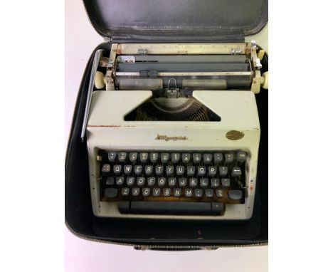 Olympia Typewriter 