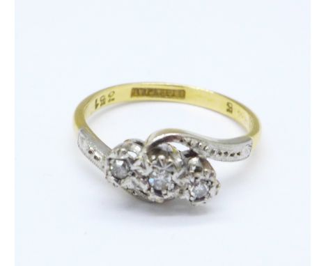 An 18ct gold, platinum set diamond ring, 3.1g, M