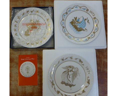 Three Spode Christmas plates, 1970-71-72, boxed