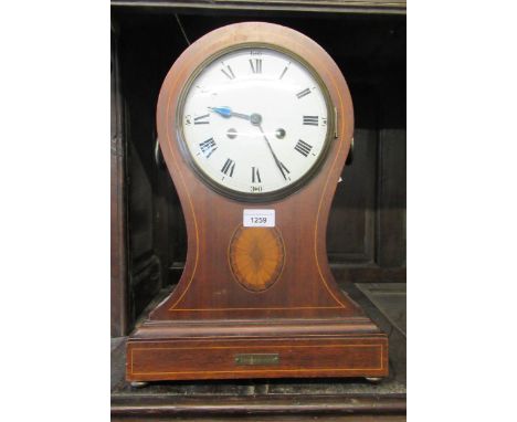 Large Edwardian mahogany shell and line inlaid balloon shaped mantel clock, the enamel dial with Roman numerals, with a two t
