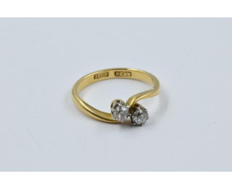 18ct Yellow gold two stone diamond crossover ring, size 'J', 2.6g 