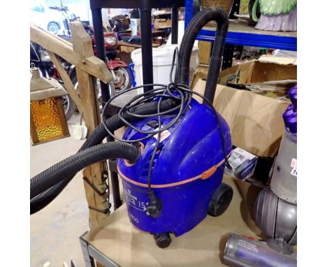 Hoover Aqua 15 1400 vacuum cleaner. All electrical items in this lot have been PAT tested for safety and have passed. This do