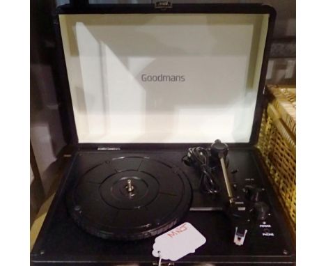 Goodmans Briefcase record player with Bluetooth, model 347753, including power cable, working. Not available for in-house P&a