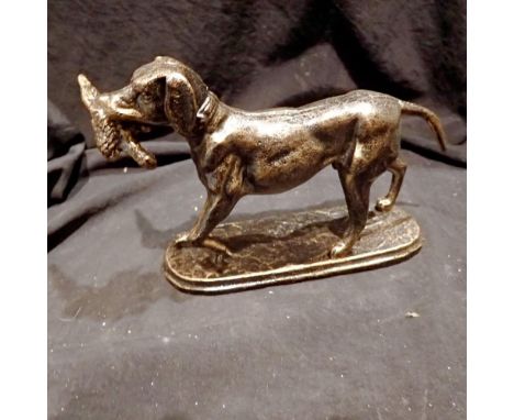 Cast iron golden retriever figure, L: 22 cm. UK P&amp;P Group 1 (£16+VAT for the first lot and £2+VAT for subsequent lots)