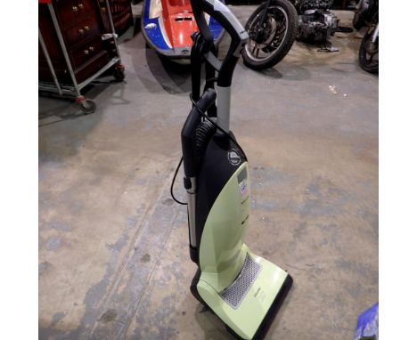 Miele S7210 300-1800w vacuum cleaner. All electrical items in this lot have been PAT tested for safety and have passed. This 