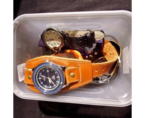 Five gents fashion wristwatches. UK P&amp;P Group 1 (£16+VAT for the first lot and £2+VAT for subsequent lots) 