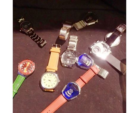 Ten mixed gents wristwatches. UK P&amp;P Group 2 (£20+VAT for the first lot and £4+VAT for subsequent lots) 