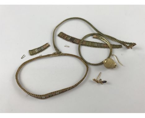 A vintage tri-coloured 9ct gold bracelet, together with matching necklace (a/f), and two single yellow-metal earrings, 13.9g