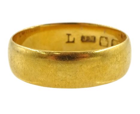 22ct gold wedding band, hallmarkedCondition Report:Approx 3.32gm, size K, depth = 6mm