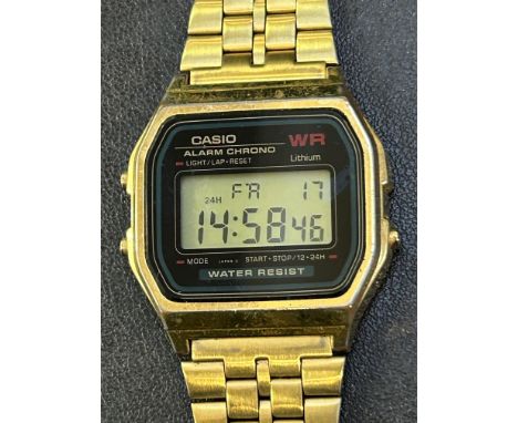 Vintage Casio alarm chrono wristwatch currently working 