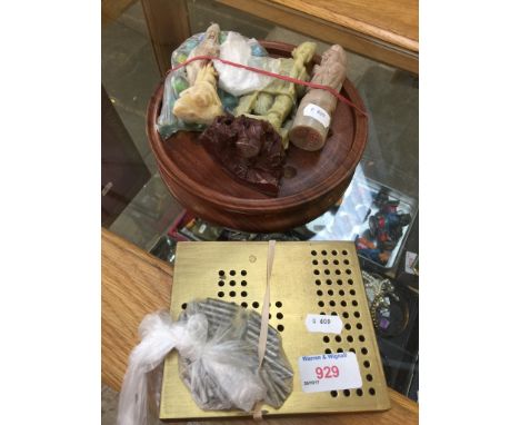 SOAPSTONE FIGURES, SOLITAIRE AND CRIBBAGE BOARD C