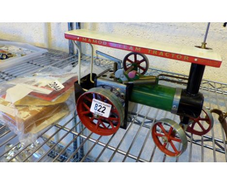 Mamod Steam Traction Engine TE1a with instructions and solid fuel tablets