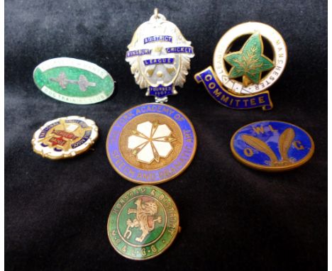 Box of mixed enamel badges and fobs