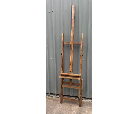 Large wooden Daler Rowney studio easel measures approximately 89 inches tall