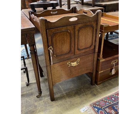 A George III mahogany tray top commode, width 52cm, depth 45cm, height 60cm