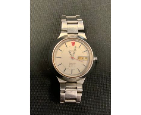 Omega - a vintage 1970s Seamaster Chronometer F300 stainless steel wristwatch, circular textured grey dial, day and date aper