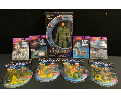 Stargate SG1 - diamond select 12 inch action figure, Colonel Jack O'neill;  Hasbro action figures, Daniel, Col O'neill, Skaar