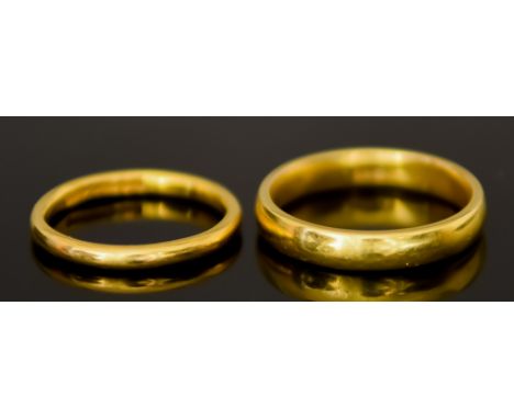 Two 22ct Wedding Bands, sizes M, R, gross weight 10.2g
