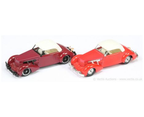 Matchbox Models of Yesteryear Y18 1937 Cord 812 Sedan colour trial pair (1) unusual red shade similar to Y6 Rolls Royce Fire 